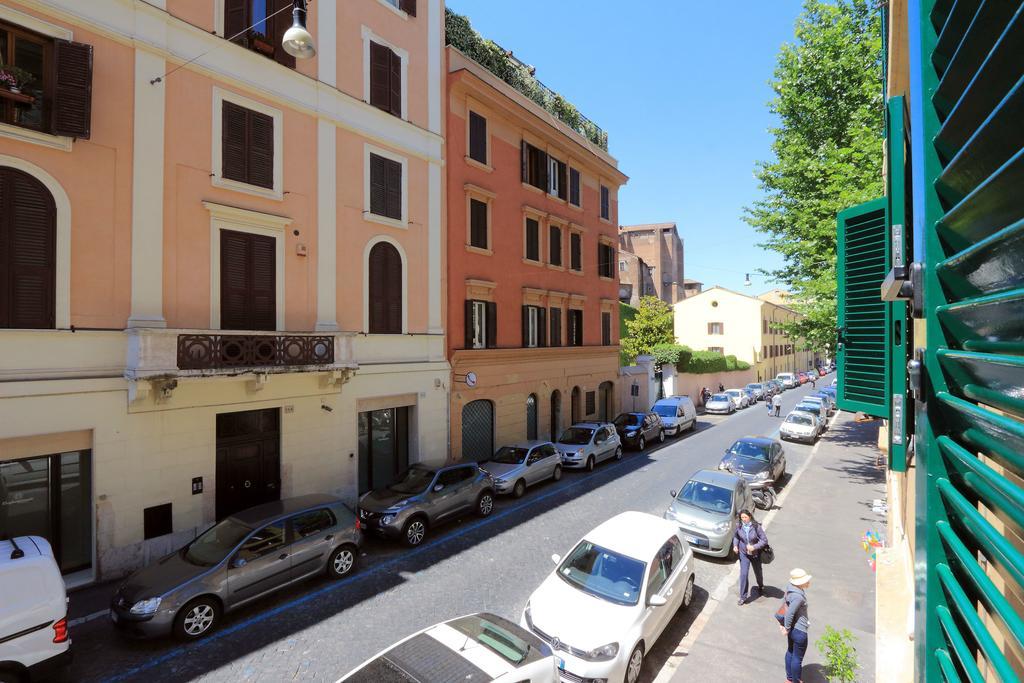 Appartement Ych-Laterano Charme à Rome Extérieur photo